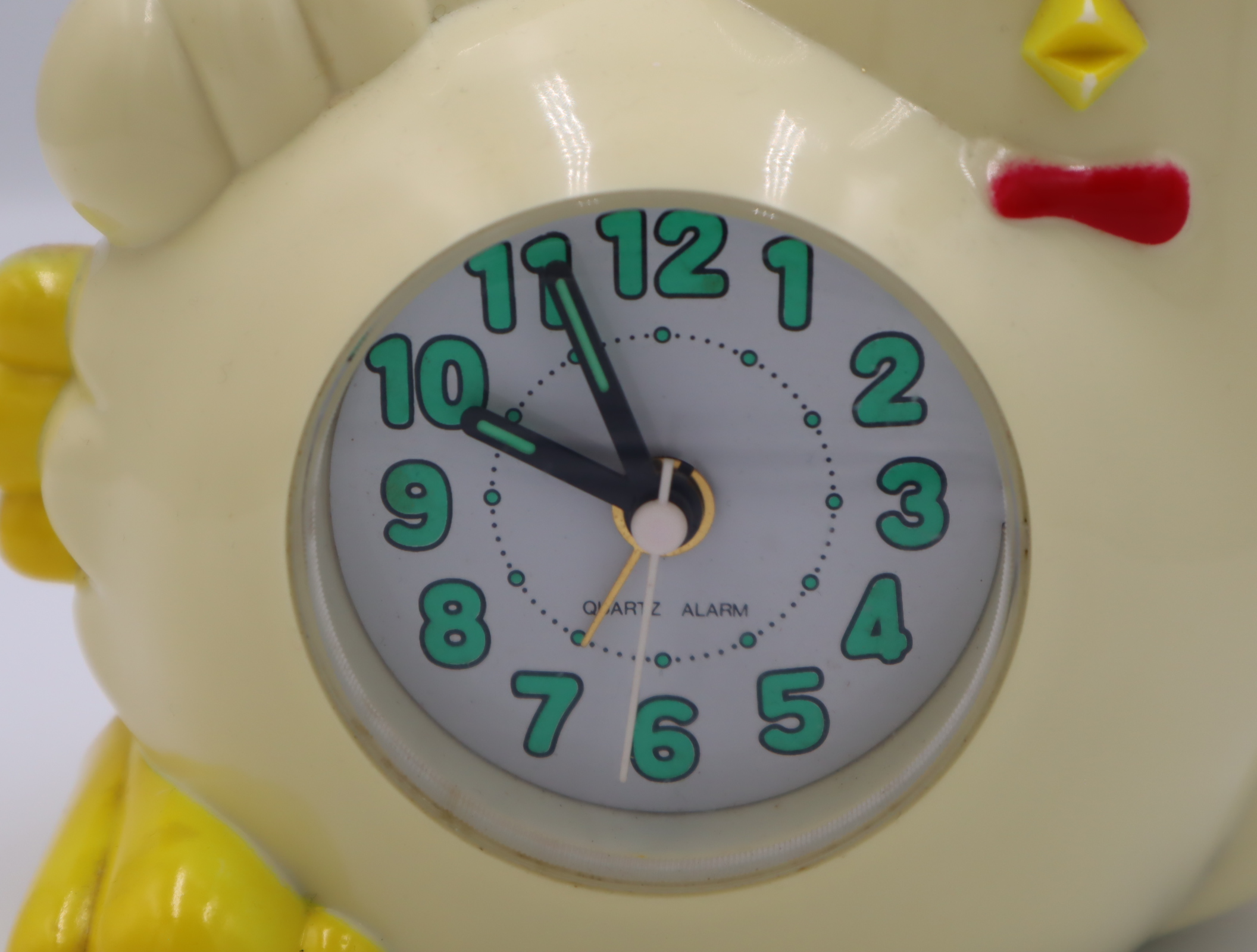 vintage chicken clock