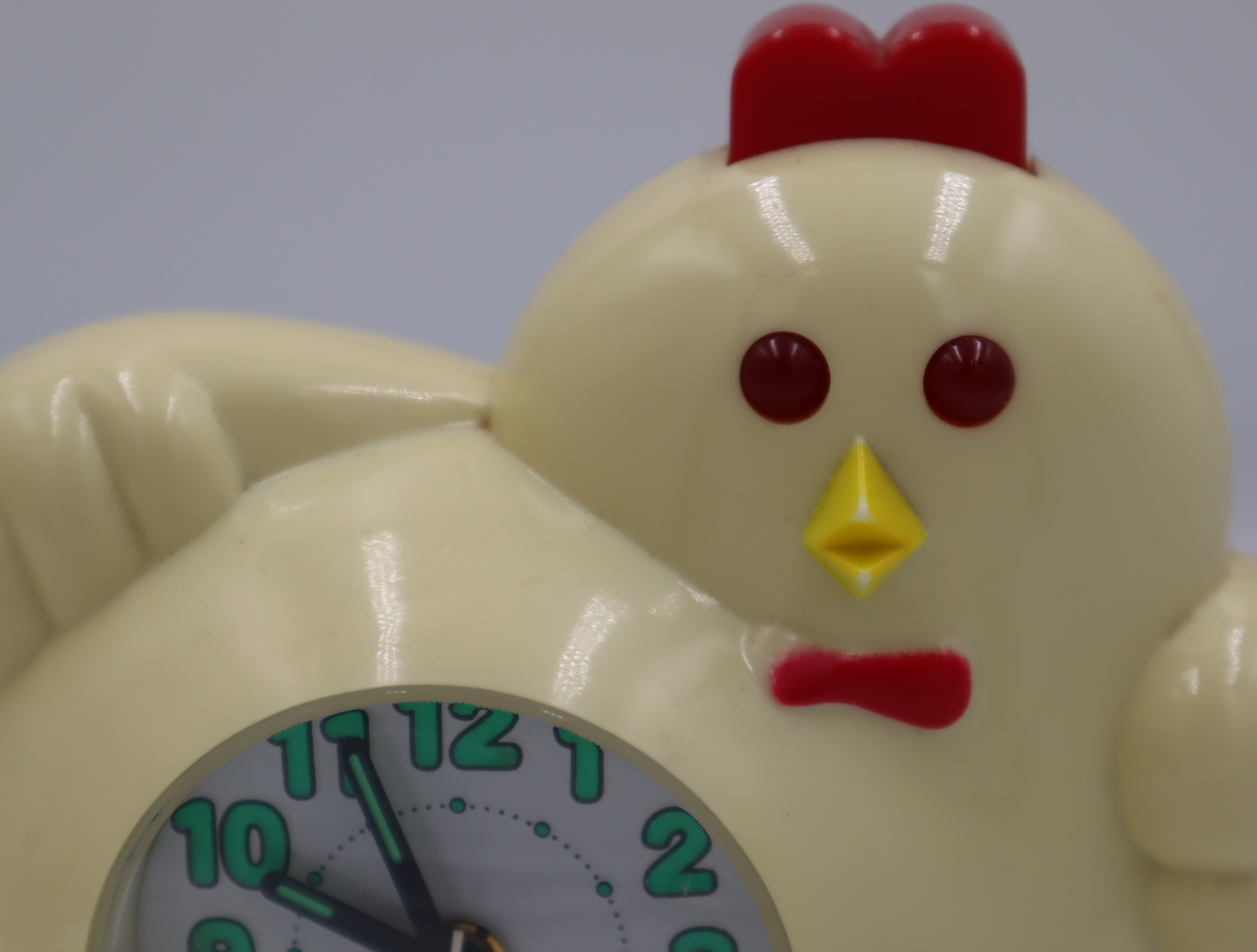 vintage chicken clock