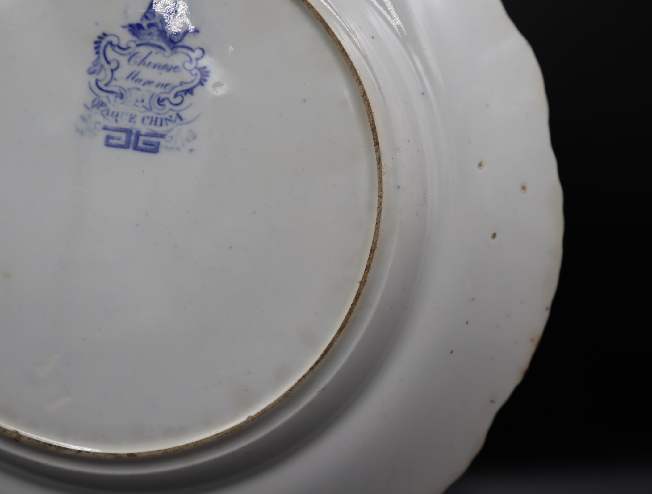 Chine Opaque Plate