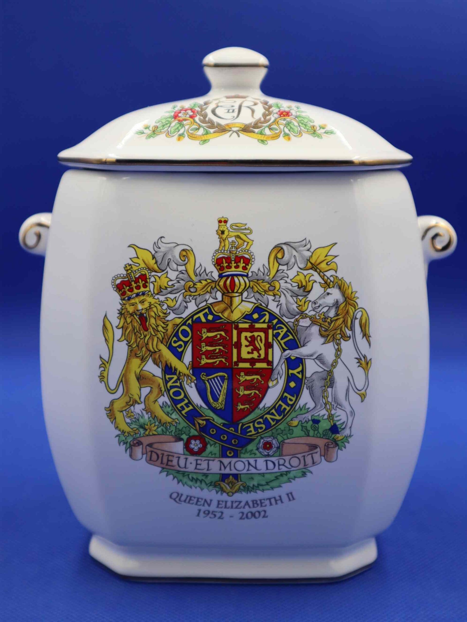 Golden Jubilee Jar and lid