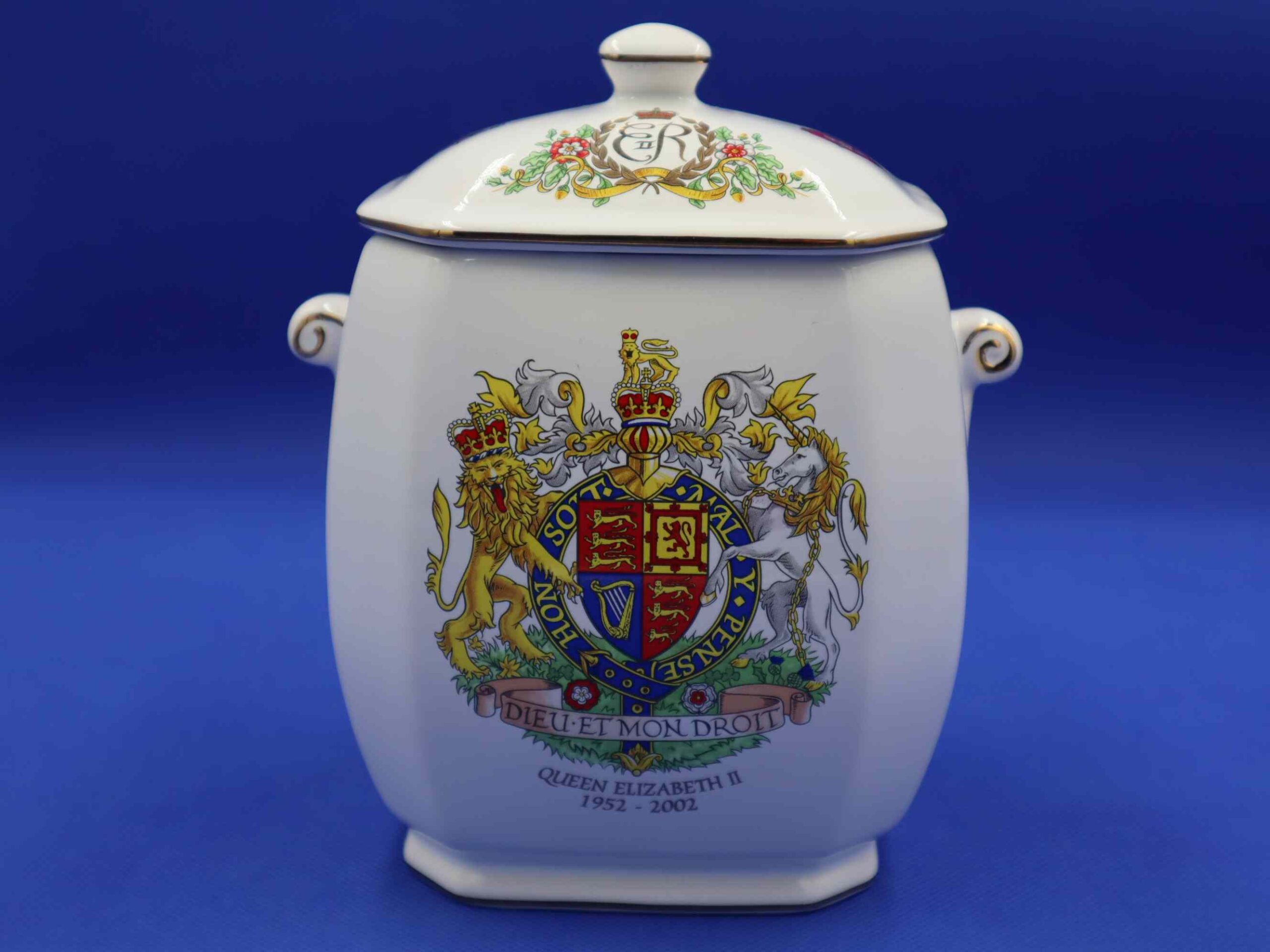 Golden Jubilee Jar and lid